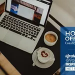 Hét Fenyő / Seven Pines House Nyaraló Sukoró