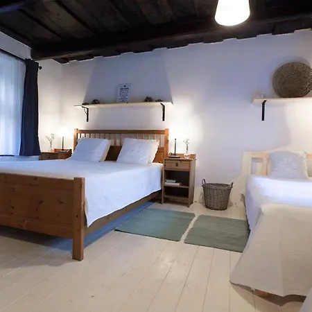 펜션 Het Fenyo Vendeghaz / Seven Pines House Sukoró