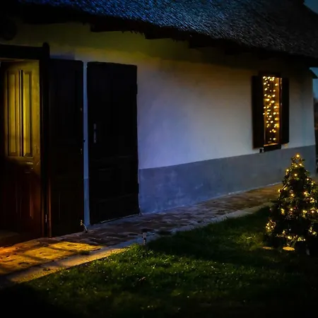 Het Fenyo Vendeghaz / Seven Pines House Vakantiehuis *